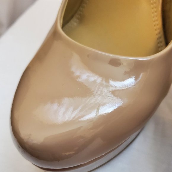 Chinese Laundry Nude Pump Heels - Picture 12 of 13
